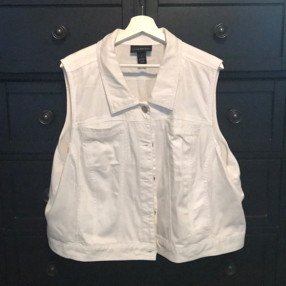 Lane Bryant white denim vest Sz 28